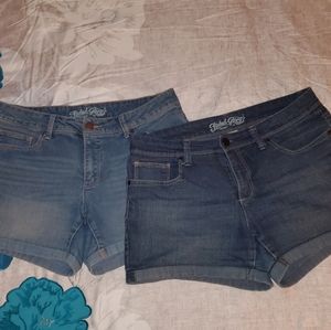 2 pairs Faded Glory Shorts size 10